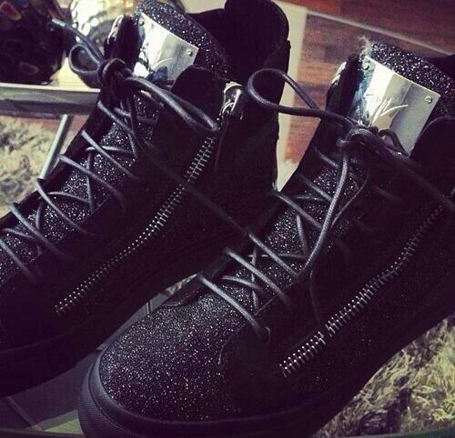 welove_sneakers's tweet photo. Zanotti http://t.co/AtQfDhBCl5
