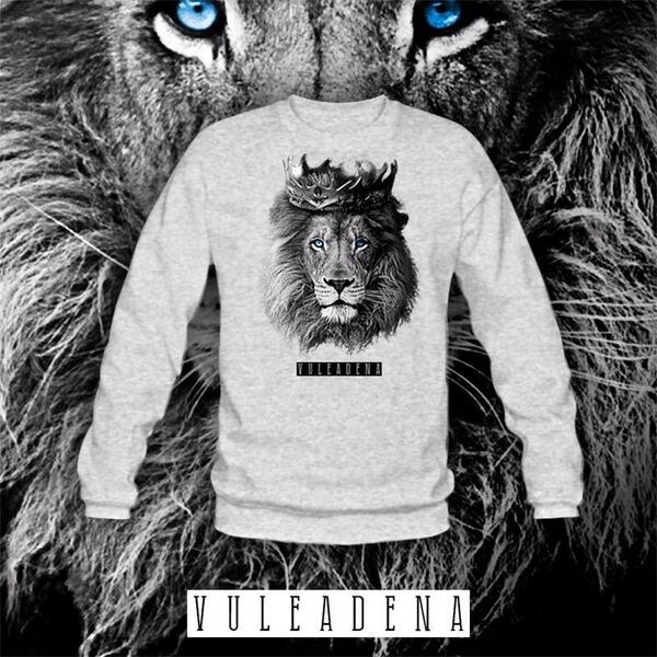 Vuleadena's tweet photo. @xSelinaFennell gefeliciteerd jij wint de Vuleadena trui!
Stuur ons een DM voor meer info http://t.co/d4cyhLinjW