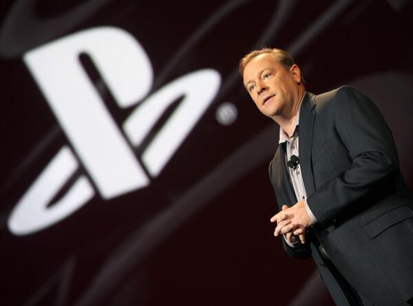 GameSpot's tweet photo. Breaking: Sony CEO Jack Tretton stepping down. http://t.co/8kFbpmOI0T http://t.co/ZDgyQwjyPw