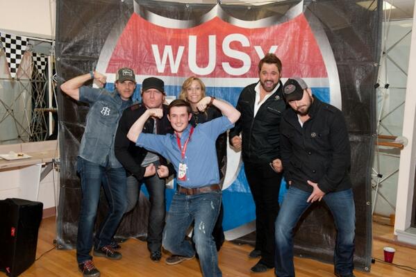 Tstansell411's tweet photo. I don't know what you were doing man @tylerfarr , but A+ for effort haha. @SherylCrow @RandyHouser @jrodfromoz http://t.co/1pSDxknlS8