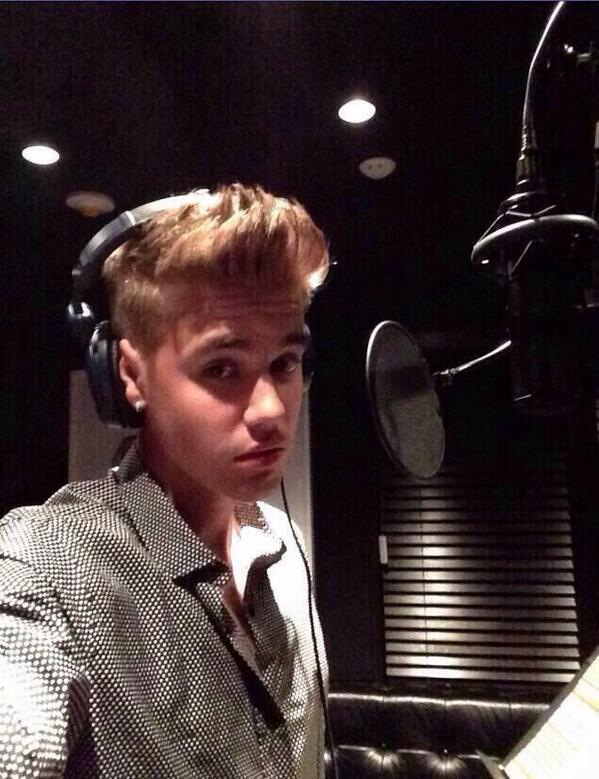 biebertrillz's tweet photo. SWEET BABY JESUS HE'S ADORABLE http://t.co/KJRERWzQuo