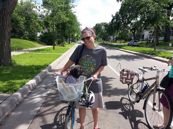 sreedner's tweet photo. @patiomensch --Me and Pickles #bikeschool http://t.co/E8Oh1KJ8fb