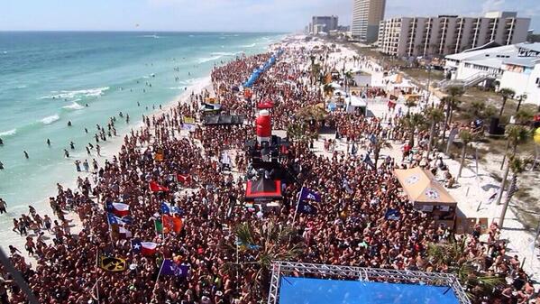 LifeAsARaver's tweet image. TOP SPRING BREAK SPOTS. 

FAV for South Padre(#3)
RT for Panama City(#2) 
Mention any others!
plcviewer.net/1fu233o