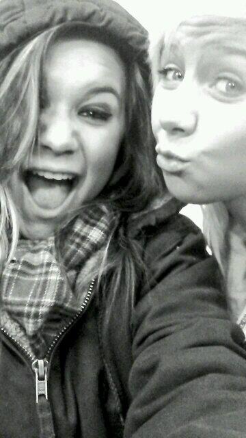 devinAhuber's tweet image. Because we are ADORABLE. Annn I love her♥ #BF  @bryli_taylor