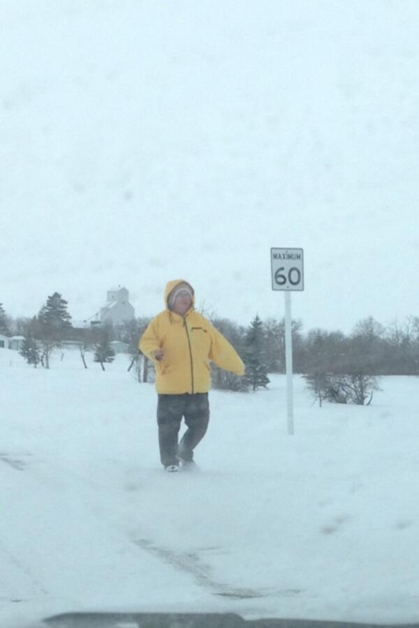 Deet270's tweet photo. #walkingthermometer #highvis #takeadayoff #berkan http://t.co/U3FxkJggRk
