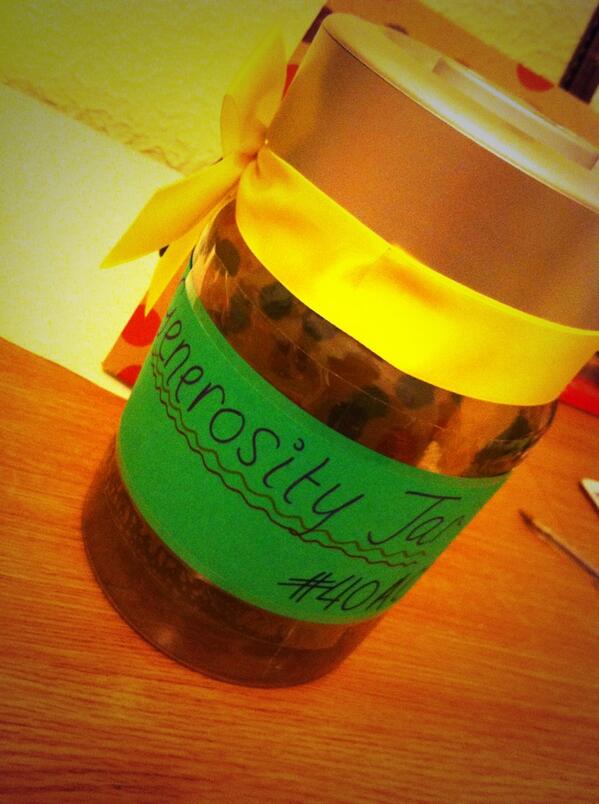 UptonUnique's tweet image. Day 2: generosity jar #40acts #dolentgenerously