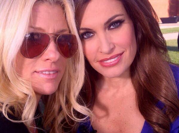 MaureenMakeup's tweet image. @kimguilfoyle #TBT w my #KimberlyGuilfolyle in Danville Kentucky #debates2012