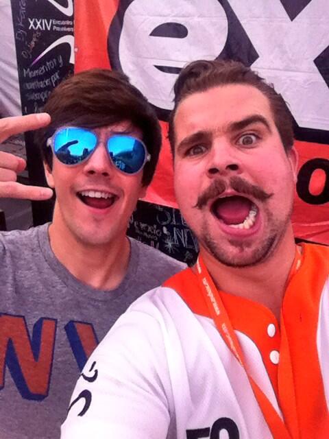 sagollano's tweet photo. Otra vez con el buen @rogergzz tipazo! Aquí en el #TorneoAnahuac #SelfieExaFM @ExaFM @VidaAnahuac http://t.co/cvT03dvYG5