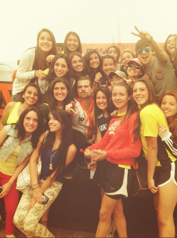 sagollano's tweet photo. Una foto para el recuerdo del #torneoanahuac con @rogergzz http://t.co/38bCtWOqmA