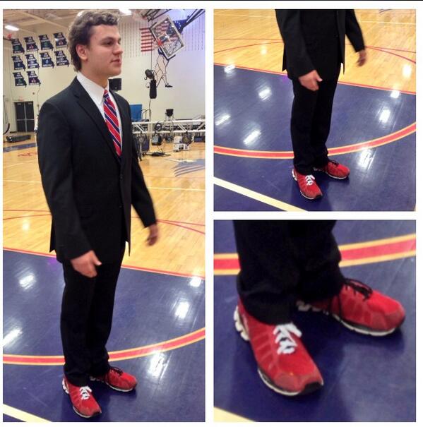 PSouth2016's tweet photo. Come see Kurt tomorrow at Mr. Patriot... 7 o'clock! http://t.co/hx3GsmAD5b