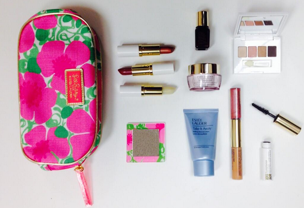 davelackie's tweet photo. Today's the day! We have ten of these lovely sets to giveaway! To enter, follow @davelackie & RT #springlilly http://t.co/b3WnlAKyEG #FF