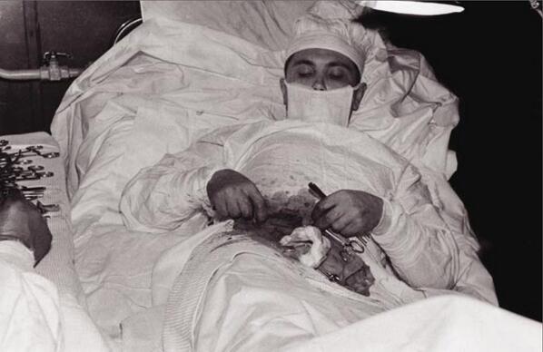 stage4blog's tweet photo. Doing your own appendectomy in ANTARCTICA? Gonna need a mirror and a bottle of Vodka! #youlldieanyway #LeonidRogozov http://t.co/UOtfhXqcV7”