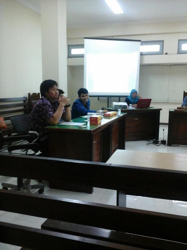 LastCourtUNESA's tweet photo. WELCOME to Unesa cc delegasi @kpsfhunsur dan @UII , enjoy http://t.co/qgI8aBE5AA