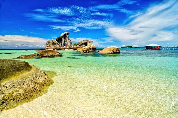 Around_ID's tweet photo. Belitung Island, Bangka Belitung, Indonesia http://t.co/yN18Jefdpg