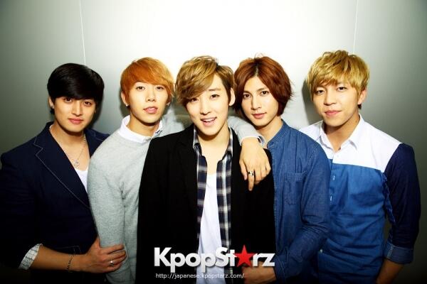 Kiyori Matsumoto A Twitter U Kiss撮り下ろし インタビューの英語版が Kpopstarz英語 版 にアップしました 掲載画像も日本版のアザーカット 日本版と読み比べると英語の勉強になりますよー Http T Co Xwz8mhnulo Http T Co Zudmvrkbhm