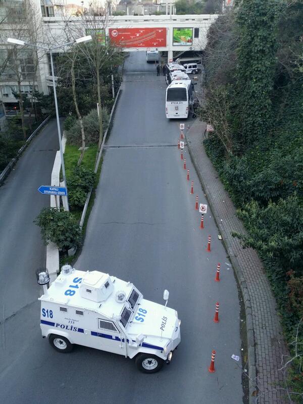 Hardır inşallah polis perpa girişini kapatmış