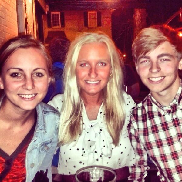 KelsLynn90's tweet photo. Two of my favorite people who mean the absolute world to me! @FricaFrica @therealMulder16 #loveyou http://t.co/FugsgYweng