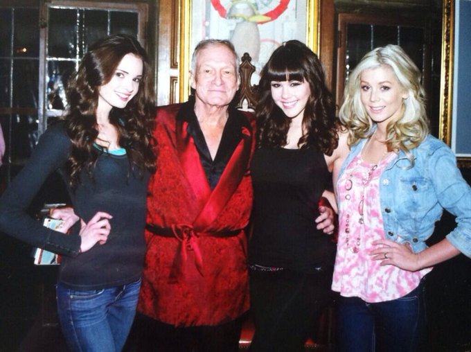 Oh, fond memories! At the mansion w @hughhefner @ClaireSinclair_  &amp; @sheridynfisher #latenight #tbt http://t<a class="tags" target="_blank" title="On Twitter" href="/?out=eyJ0eXAiOiJKV1QiLCJhbGciOiJIUzUxMiJ9.eyJpYXQiOjE3MjE4OTQ1NTQsImlzcyI6InR3cG9ybnN0YXJzLmNvbSIsIm5iZiI6MTcyMTg5NDU1NCwiZXhwIjoxNzUzNDMwNTU0LCJyZWRpcmVjdF91cmwiOiJodHRwczovL3R3aXR0ZXIuY29tL2h1Z2hoZWZuZXIifQ.YO_HNcHp_3vmrE8vLZspfF7Z8btMQGZrzw0kkJsaE1W122i-h5x0TIELsbIR54ew5kmMDkKu49irpnFuJ0K8Tw">@hughhefner</a><a href="/tag/tbt"class="tags"><span>#tbt</span></a><a href="/tag/latenight"class="tags"><span>#latenight</span></a>