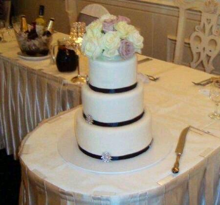 Jaffa Mud Wedding Cake <a href="/mycakedeco/">Cake Decorating</a> <a href="/LolaandMoo/">Lola & Moo</a> <a href="/CakeBossBaking/">Cake Boss Baking</a> <a href="/jellie_cakery/">Amanda Smith</a> #weddingcakes #jaffacake #love
