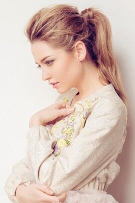 Catia Hasan tweet media