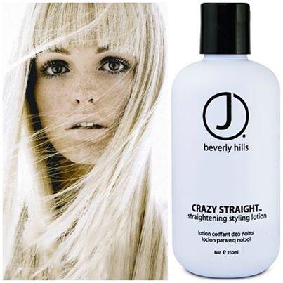 Logra un acabado liso, suave, similar a la plancha aplicando un poco de CRAZY STRAIGHT antes de secar con el secador.