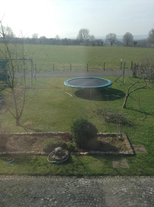 Nachher geht's nach draußen mit <a href="/NGentges/">Destroyer</a> und seinen Freund