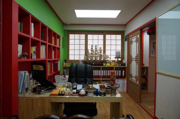 강남구 역삼동 승원철학원 사무실입니다.
blog.naver.com/dkdlfltm007