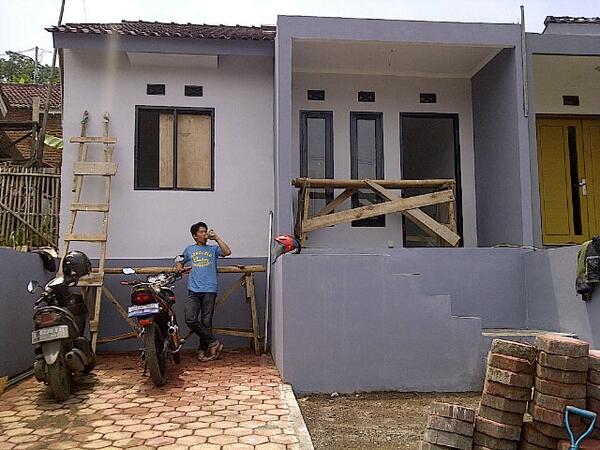 deadeasii's tweet photo. Alhamdulilaah 90% sudahh..nunggu pagar + kanopi lamanyooo -,- http://t.co/i7J92Kdd2t