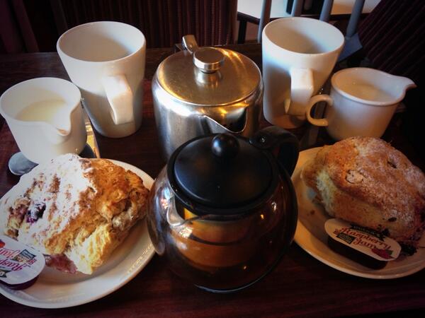 Chris Suitor GGG - SuitorBros tweet media