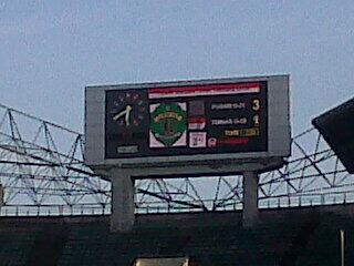 onybeck's tweet photo. Pusam U-21 Vs Timnas U-19 #Tes Papan Skoring Board http://t.co/5kGmNmjPgi
