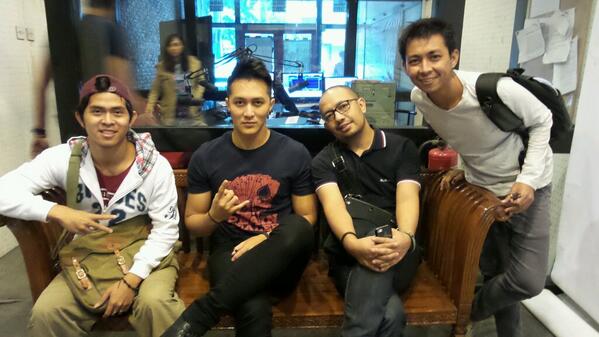 Wawancara radio <a href="/istarafm/">【業界No.1】🇯🇵🏅吹雪@石垢販売 アカウント販売 安心のアフターフォローをお約束🌟</a> 
<a href="/Nico_Andries/">nico</a> <a href="/CakraKhanz/">Kick Bullying Out</a>