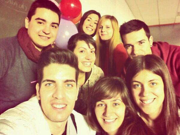 AlvaroPani's tweet photo. Cumpleaños de @JesusMN7 !!! @mariabisinio @ @jorg_corral @Raquetuela @NoeliaF13  @sheilangosta http://t.co/y0QuDpg64f