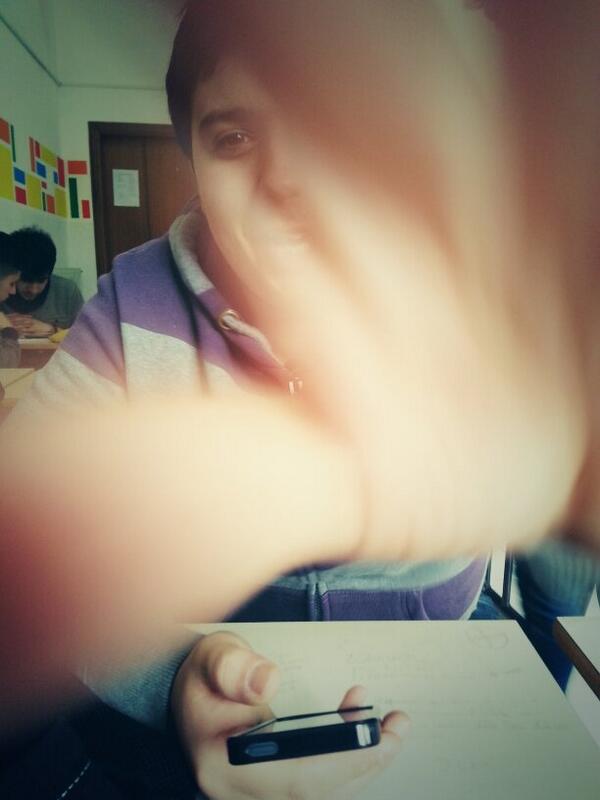 E_Marro03's tweet photo. Tomma finiscila di cacare il cazzo http://t.co/LFX6P754l2