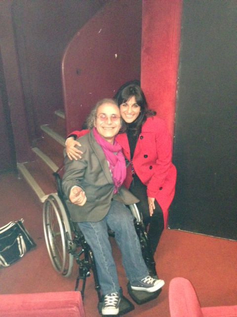 HadassahFrance's tweet photo. Merci à @FredZeitounOff de l'accueil réservé à #Hadassah France à l'occasion de son formidable spectacle. Courez-y!!! http://t.co/38qu3Vd1Fu