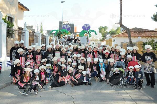 Cavalcada del Ninot. Dissabte 17h.  #carlet #fallas2014 #fallescarlet <a href="/fallaelvidre/">Falla El Vidre</a> <a href="/FallaPensatiFet/">Falla Pensat i Fet</a>