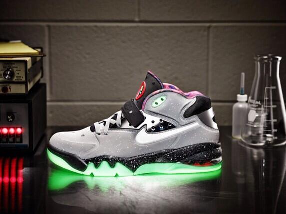 SneakerTicker's tweet photo. Air Force Max "Area 72" https://t.co/XRxlFe48TY