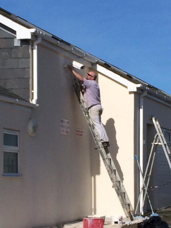 Kev needs his shades on for painting today!!!