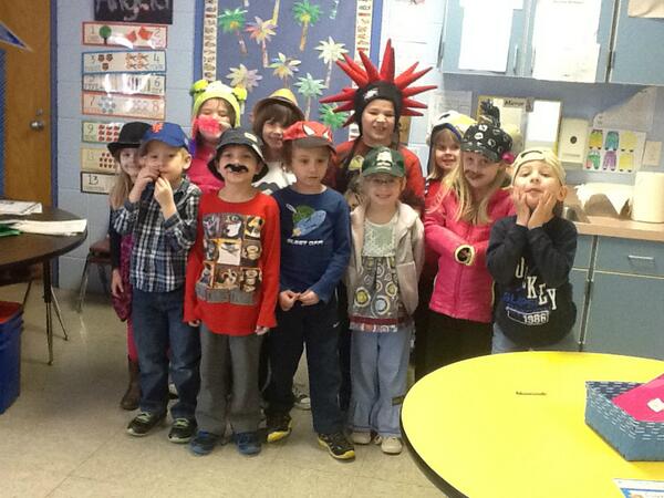 mapletonlmc's tweet image. “@MCSisBest: Mapleton students have been celebrating Dr. Seuss and Read Across America Week. http://t.co/5ybLjBmigo”