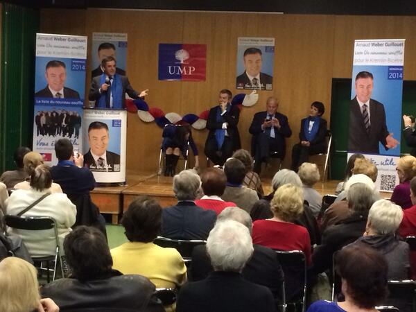 FrancoisFillon's tweet image. Au Kremlin-Bicêtre comme partout, ma conviction est qu'il y a un mouvement pour les listes de la droite et du centre