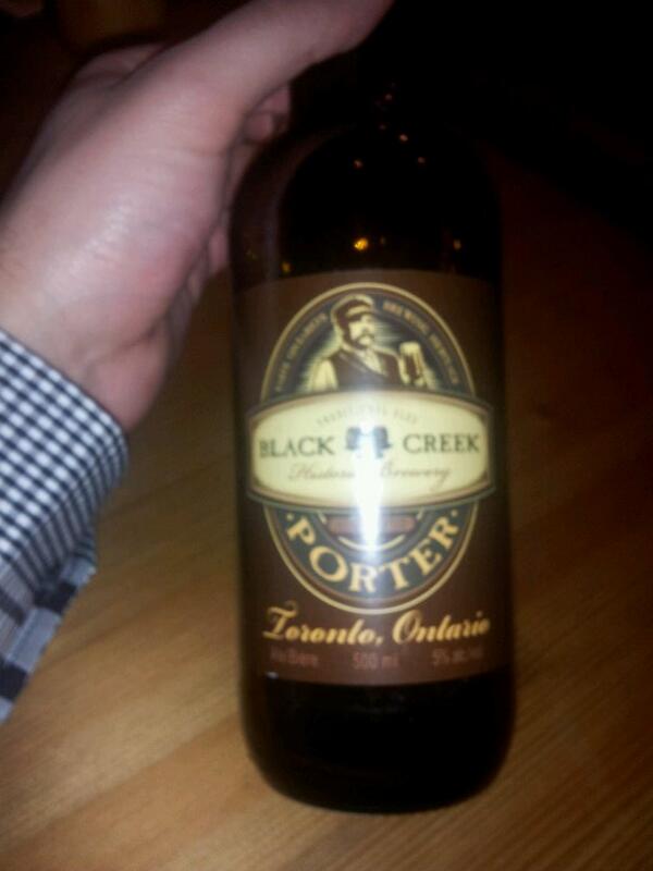 gab_mori7's tweet photo. @BonsoirMaBiere ok je vous relance avec la black creek porter de toronto! http://t.co/vupv1kPhUo