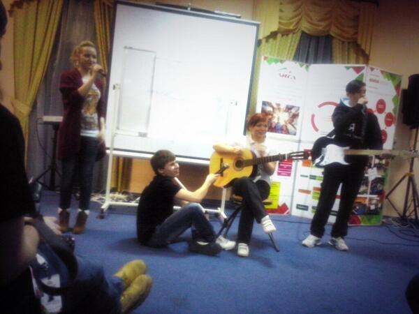 ls_regkom's tweet photo. Выступление кураторов школы актива #перваялига! http://t.co/fGW5gQmzNx