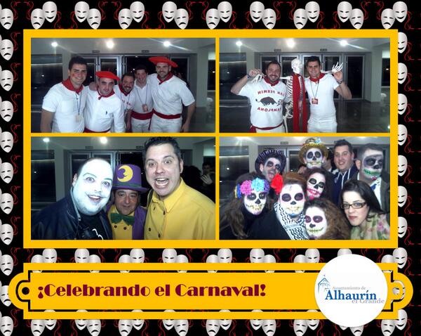 TactilTicket's tweet photo. Consigue tu #TactilPhoto en el #carnavalALH de #AlhaurínelGrande Pásate por el teatro! @BibliotecaAlhau @carnaval_alh http://t.co/RDUIu6HfBH