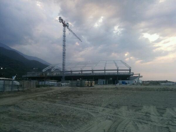 SEARCONTROL's tweet photo. Instalaciones eléctricas en el coliseo de la Guaira! http://t.co/IiS0LOfx5n