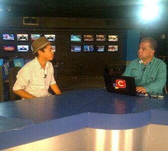 Activos "Somos La Noticia".. Con <a href="/juangarciatv/">Juan Francisco García Morales</a> invitado <a href="/BozaDaniel/">Daniel Boza</a> .. Un Abrazo.! <a href="/CoquivacoaTv/">COQUIVACOATV</a>