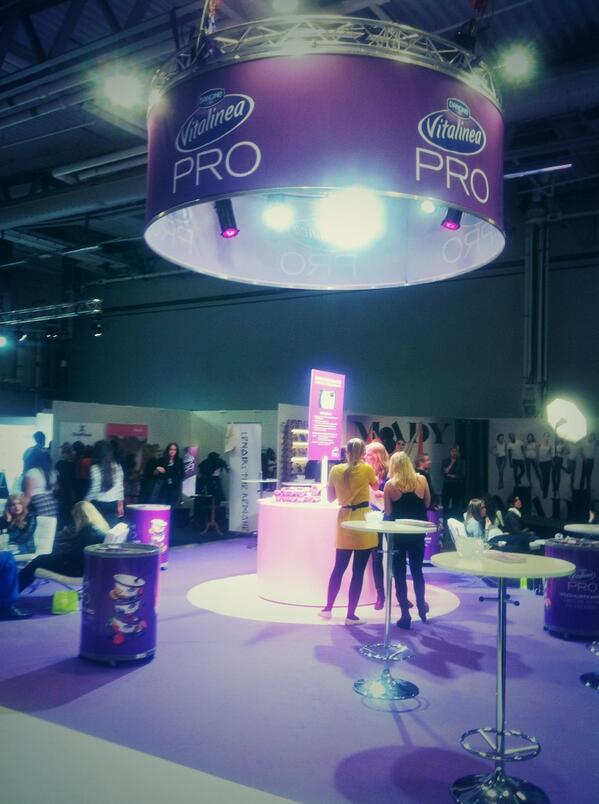 DanoneSverige's tweet photo. Vår nya goda #VitalineaPRO är officiellt mellanmål på #AttitudeSTHLM Kom och smaka! Alla fashionistas favvo! http://t.co/LQdpNj3oqb