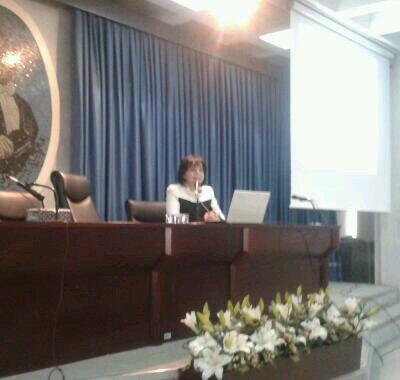 Cumhuriyet Kadınları Derneği Gaziantep Şube Başkanı Sevilay Çete Kale konuşmasını yapıyor. #GaziantepÜniversitesi