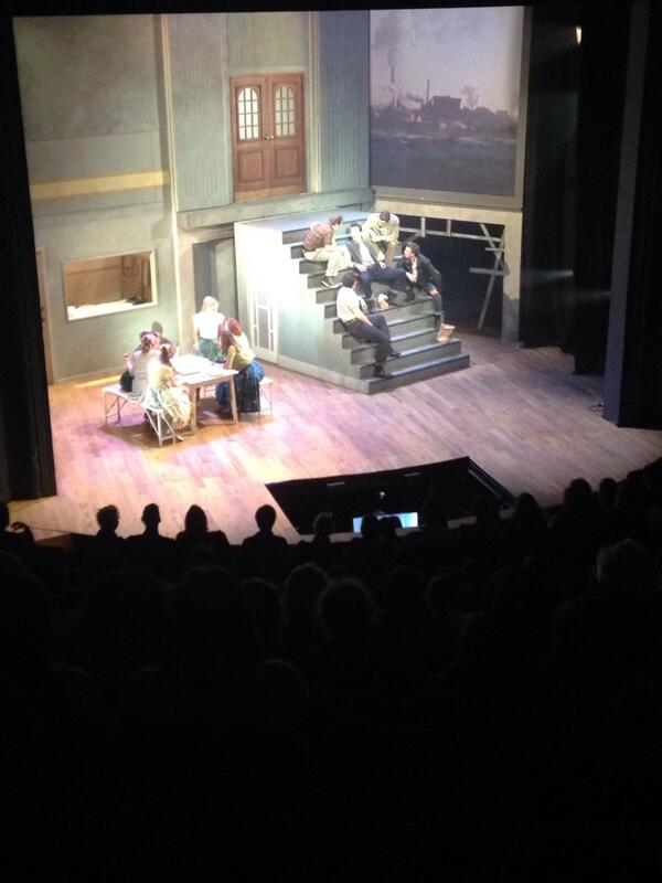 CSSDLondon's tweet photo. #summernights is underway in #Grease performed by second and third year #BAActingMT http://t.co/Bk198bDlGa