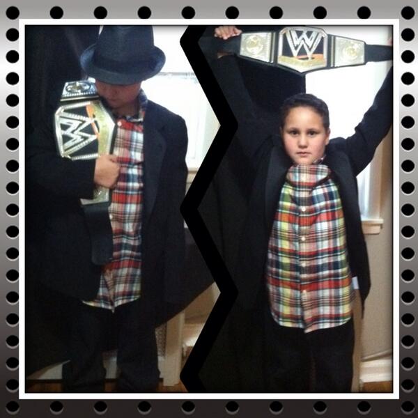 RebeccaMsMingle's tweet photo. The life of a future superstar! @WWEmoms #WWEMOMS http://t.co/5xezG9BPpe