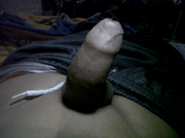 Sexoconlasde13's tweet photo. Mira mi pene http://t.co/k93nwGTCyN