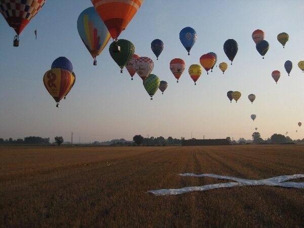 Ad Ballon tweet media